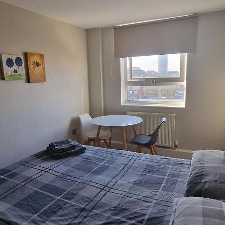 Beautiful 3-Bedroom Flat With Stunning Views 伦敦 外观 照片