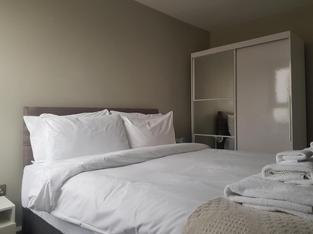 Beautiful 3-Bedroom Flat With Stunning Views 伦敦 外观 照片