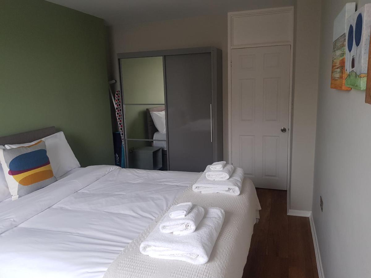 Beautiful 3-Bedroom Flat With Stunning Views 伦敦 外观 照片